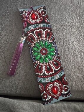 Bejeweled Floral Tassel Bookmark - Green & Red